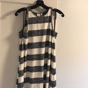 Knit navy & white striped casual summer dress! NWT